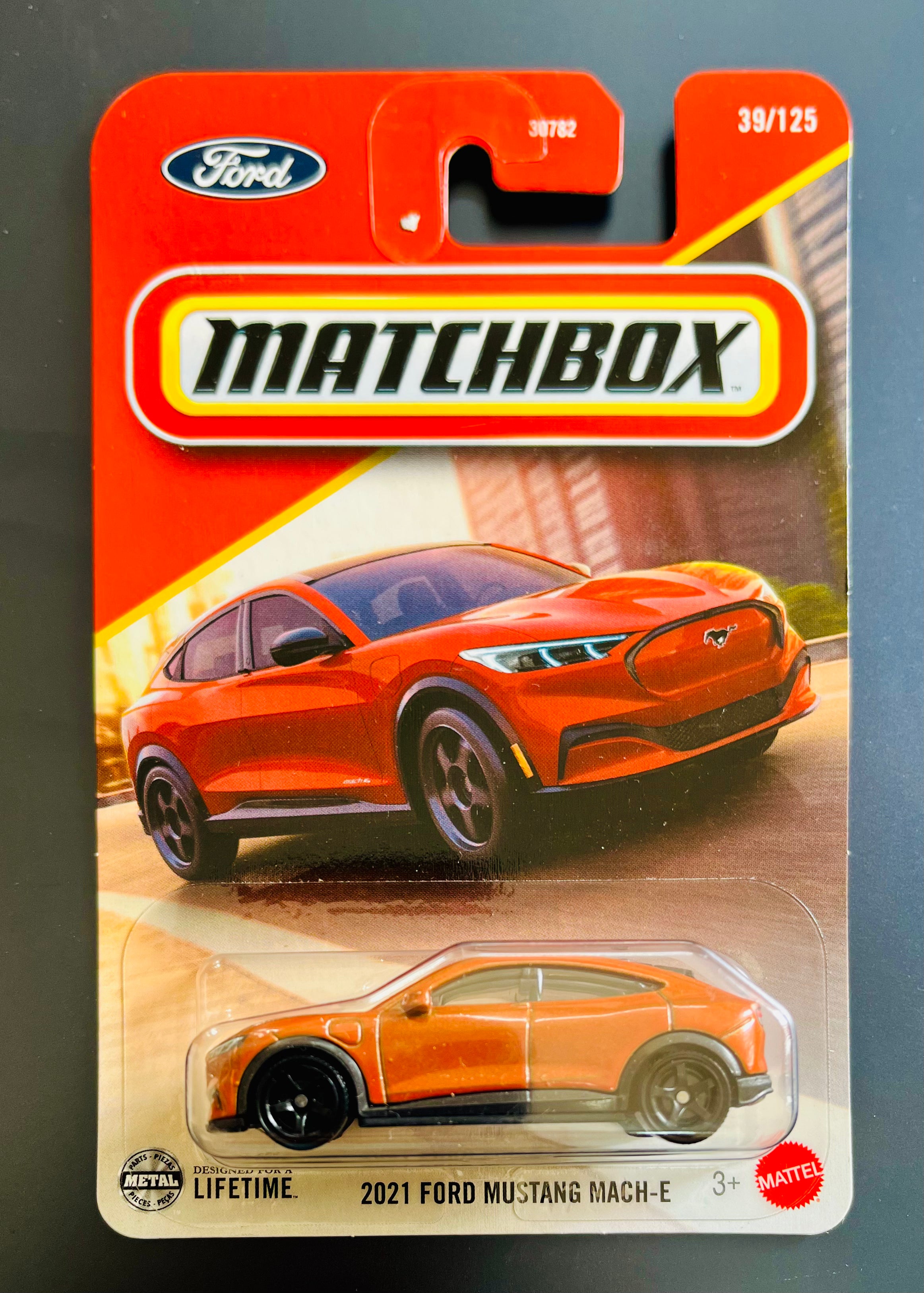 MATCHBOX 2021 FORD MUSTANG MACH E