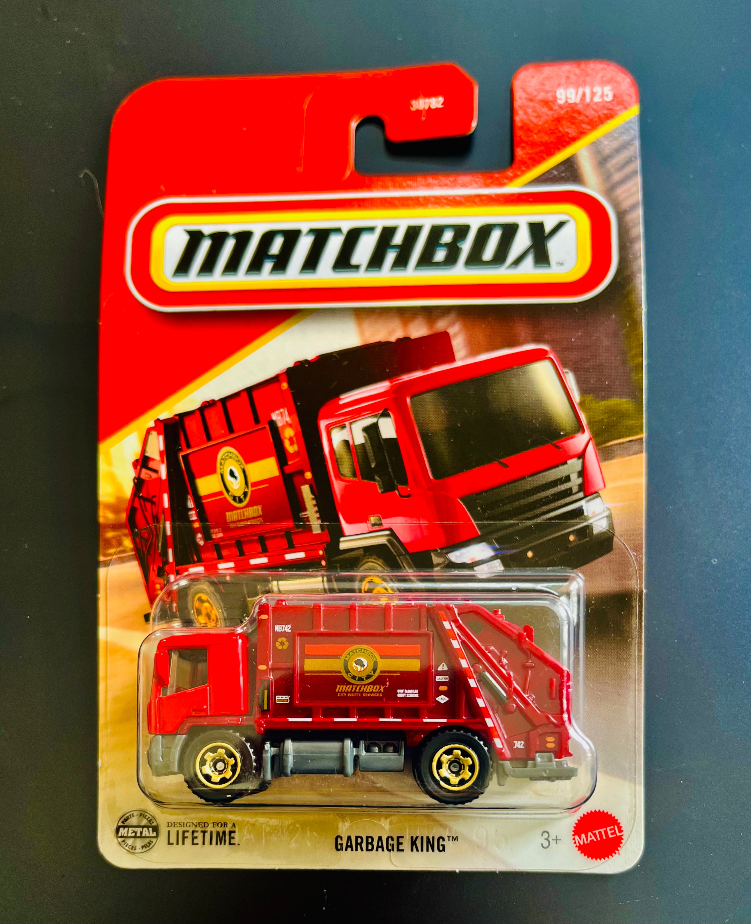 MATCHBOX GARBAGE KING
