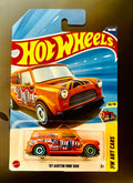 HOT WHEELS 67 AUSTIN MINI VAN