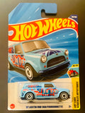 HOT WHEELS 67 AUSTIN MINI VAN FOURGONNETTE
