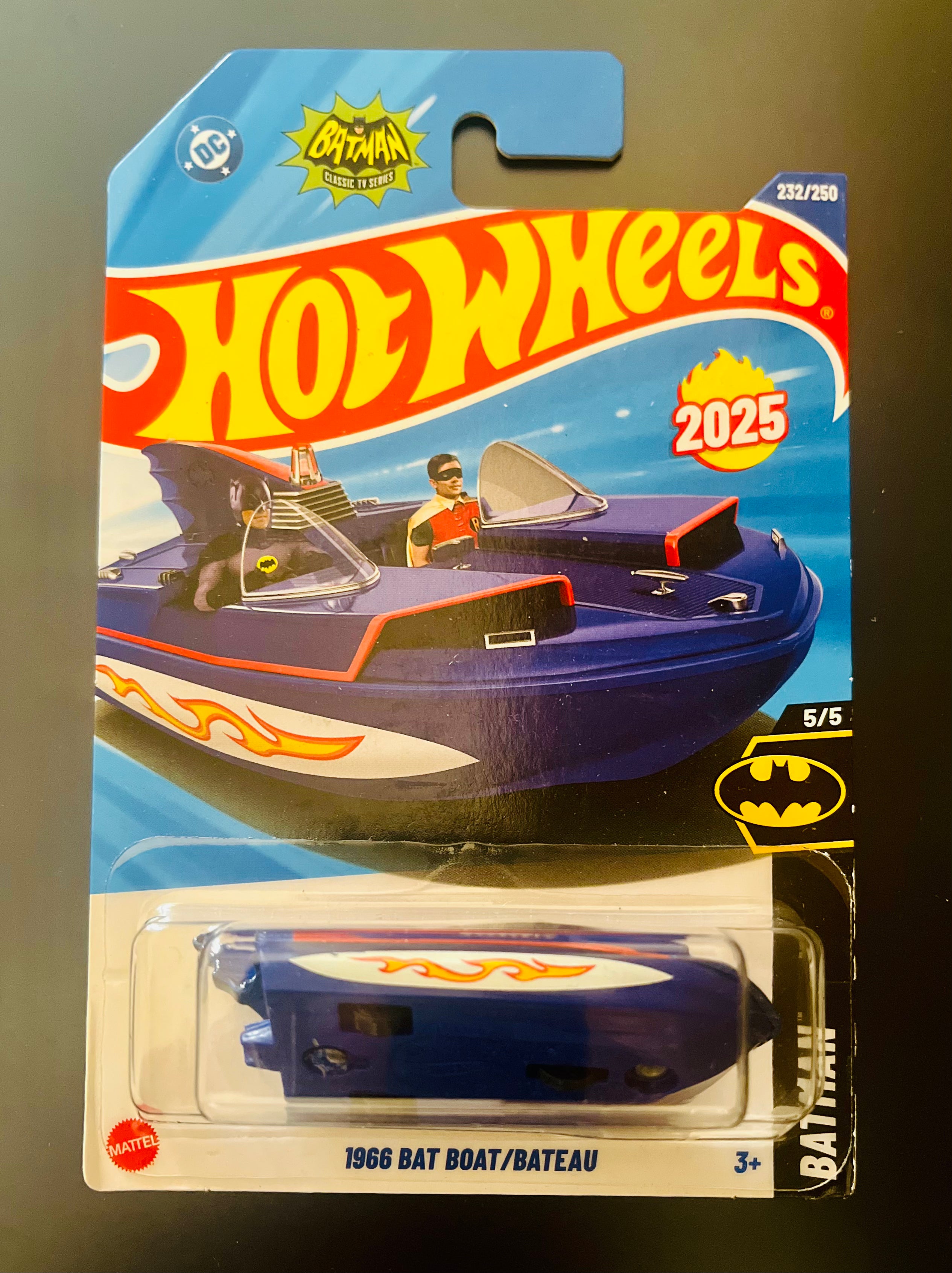 HOT WHEELS 1966 BAT BOAT BATEAU